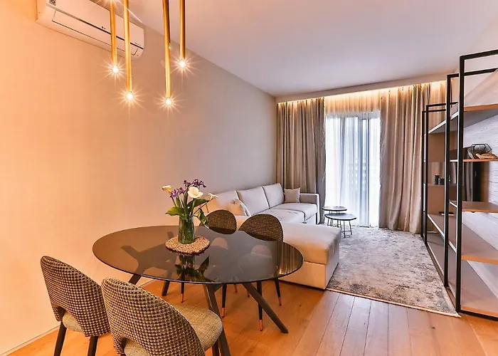 Royal Residence Apartment